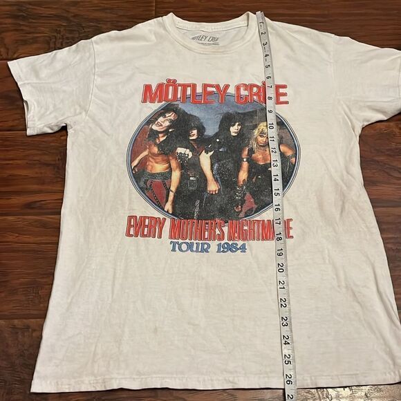 Motley Crue Every Mother’s Nightmare Tour White Graphic Shirt - Picture 6 of 10